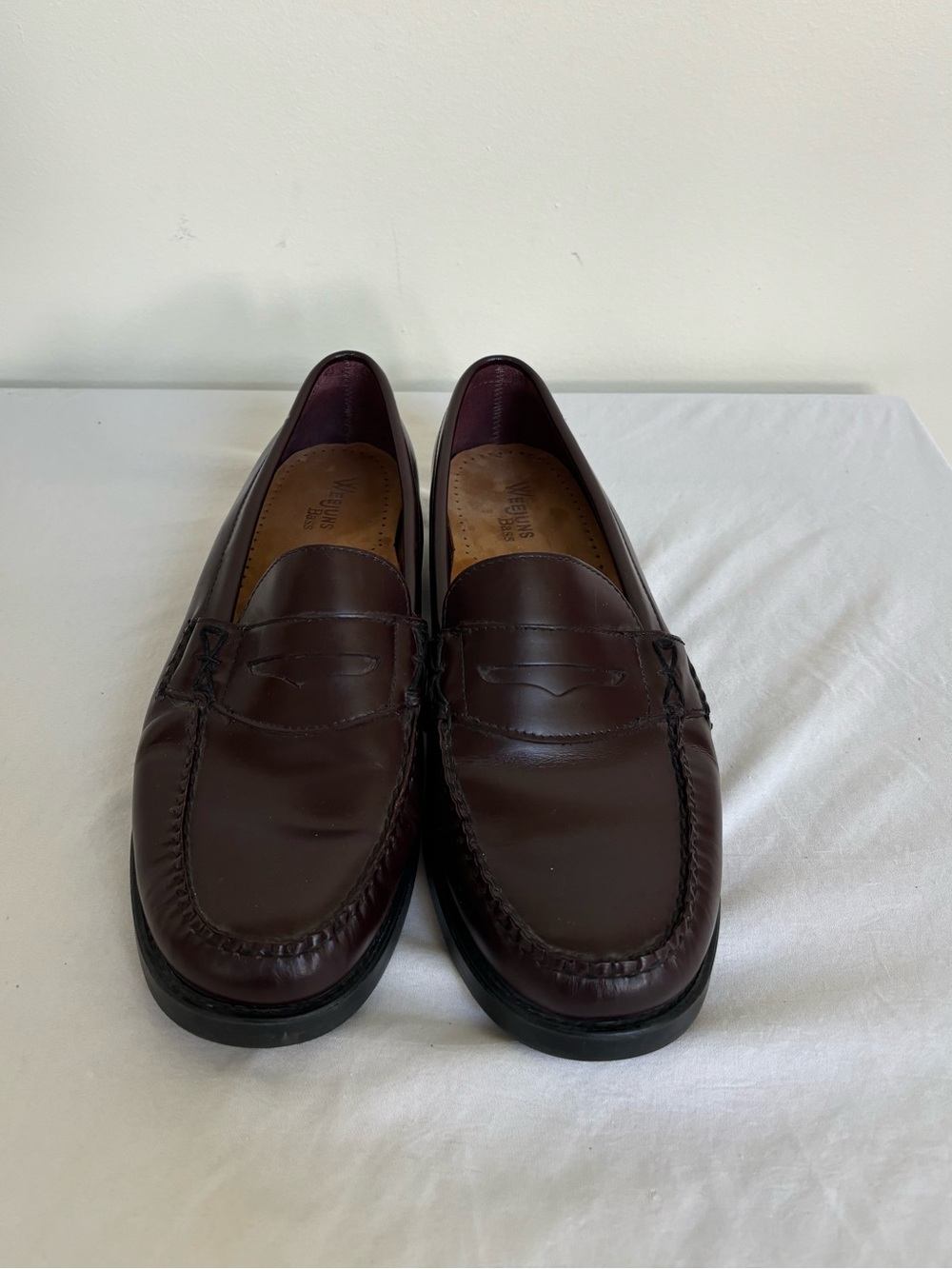 GH Bass Katherine II Penny Loafers Burgundy Women's sz 10 W
